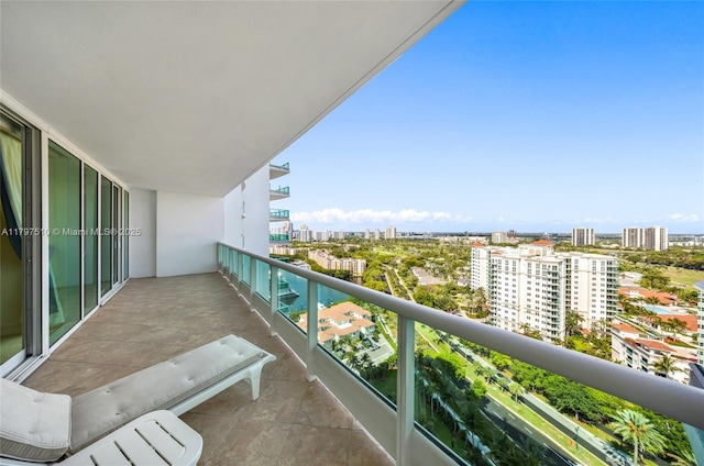19955 NE 38th Ct Unit 2204, Aventura, FL 33180 - balcony featuring a view of city