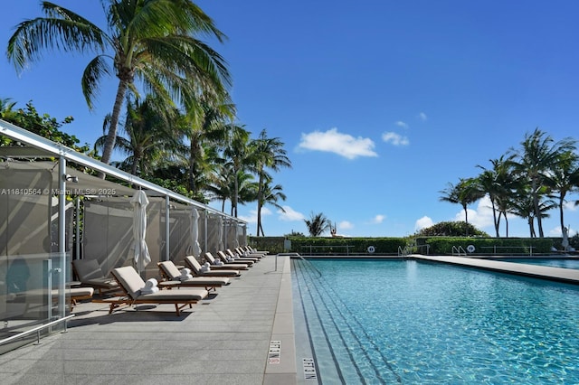 8701 Collins Ave Unit 905, Miami Beach, FL 33154 - view of community pool