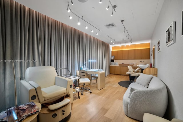 8701 Collins Ave Unit 905, Miami Beach, FL 33154 - sitting room featuring light wood-style floors