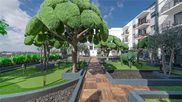 475 SE 1st St Unit 808-B, Pompano Beach, FL 33060 - view of home's community featuring an area to practice putting