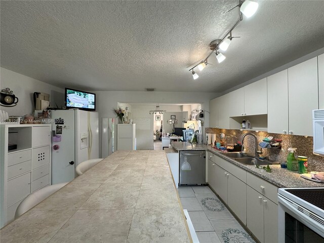 85 NW 126th St, North Miami, FL 33168 - photo 7
