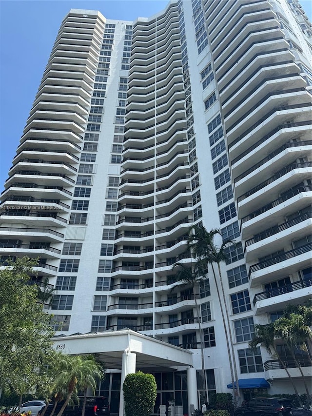 3530 Mystic Pointe Dr Unit 601, Aventura, FL 33180 - photo 4