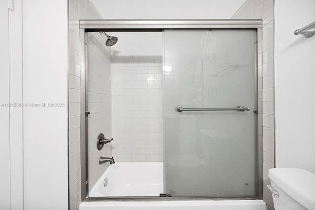 18041 Biscayne Blvd Unit 1201, Aventura, FL 33160 - bathroom with toilet and enclosed tub / shower combo