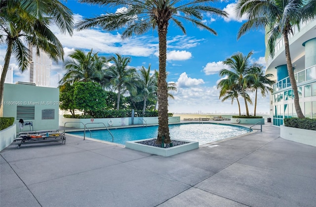 1900 N Bayshore Dr Unit 3605, Miami, FL 33132 - community pool with a patio area