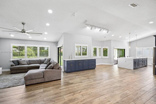 20141 NW 8th St, Pembroke Pines, FL 33029 - photo 7