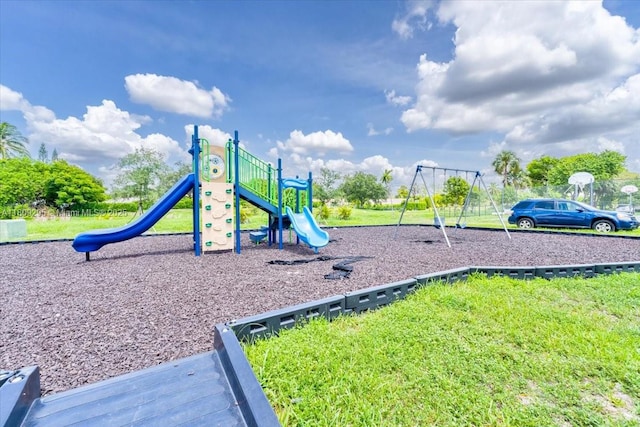 1061 NW 80th Ave Unit J, Margate, FL 33063 - view of communal playground