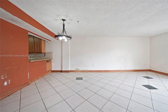 1950 W 56th St Unit 2311B, Hialeah, FL 33012 - photo 5