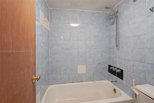 1950 W 56th St Unit 2311B, Hialeah, FL 33012 - photo 17