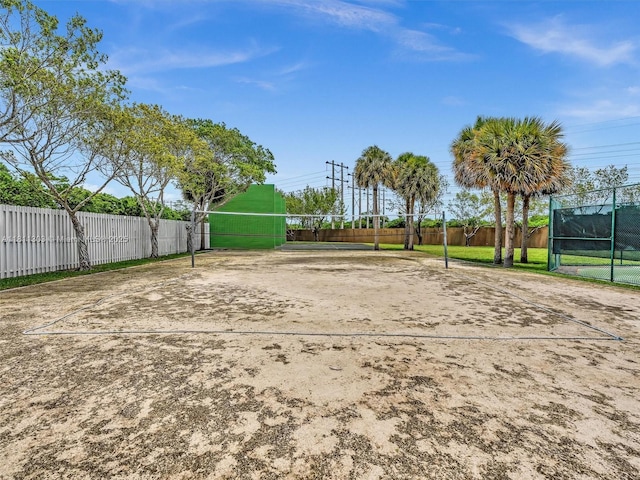13381 SW 151st Ter, Miami, FL 33186 - view of community with volleyball court