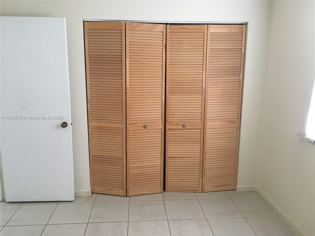 1061 Jefferson Dr Unit 1061B, Homestead, FL 33034 - detailed view of baseboards