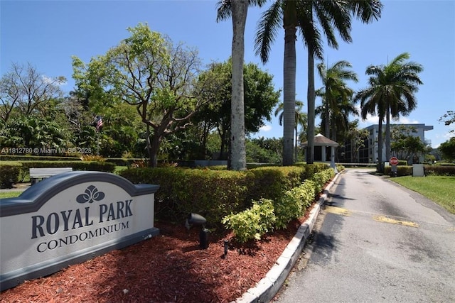 103 Royal Park Dr Unit 3D, Oakland Park, FL 33309 - photo 2