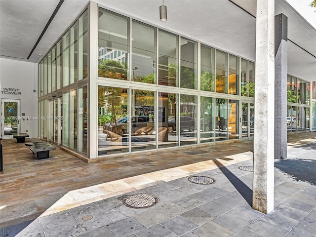 55 SE 6th St Unit Ph4107, Miami, FL 33131 - view of exterior entry with a patio
