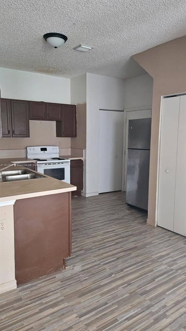 10161 SW 21st St, Miramar, FL 33025 - photo 4