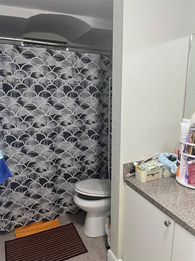 17255 SW 95th Ave Unit D-349, Palmetto Bay, FL 33157 - bathroom with vanity, tile patterned flooring, and a shower with shower curtain