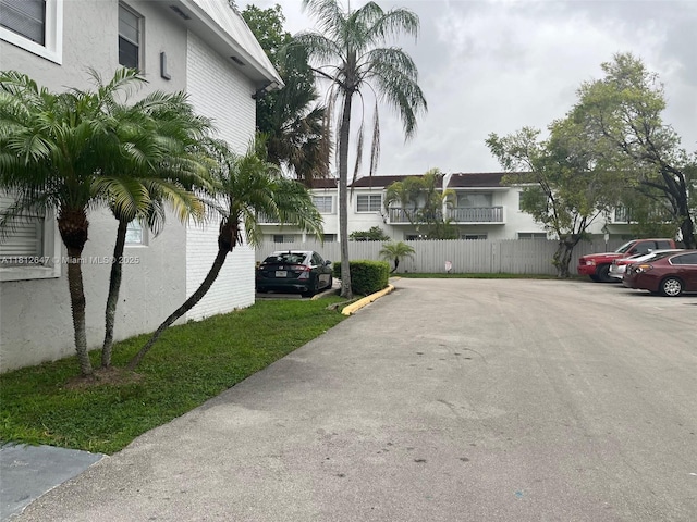 17255 SW 95th Ave Unit D-349, Palmetto Bay, FL 33157 - view of uncovered parking lot