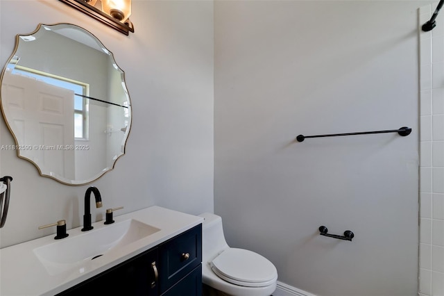 2046 SE 18th St, Homestead, FL 33035 - full bath featuring vanity, toilet, and a shower