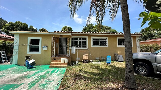831 NE 157th Ter, North Miami Beach, FL 33162 - photo 1