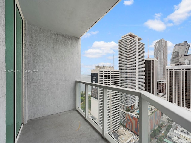 253 NE 2nd St Unit 3108, Miami, FL 33132 - balcony featuring a view of city