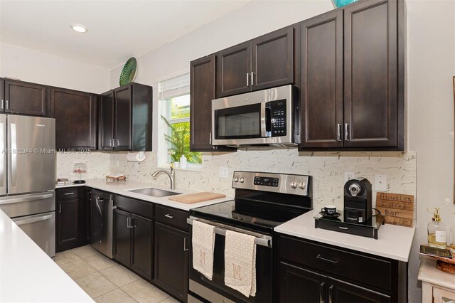 8410 NW Greenbank Cir, Port St Lucie, FL 34987 - photo 4
