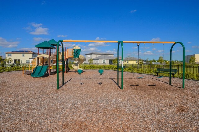 8410 NW Greenbank Cir, Port St Lucie, FL 34987 - photo 44