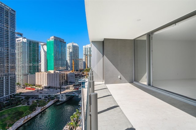 300 Biscayne Boulevard Way Unit 1904C, Miami, FL 33131 - balcony featuring a water view and a view of skyline