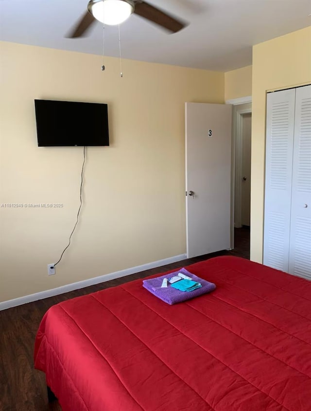 1321 Seaview, North Lauderdale, FL 33068 - bedroom with wood finished floors, baseboards, ceiling fan, and a closet