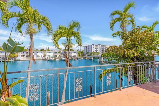 8040 Tatum Waterway Dr Unit 12, Miami Beach, FL 33141 - water view