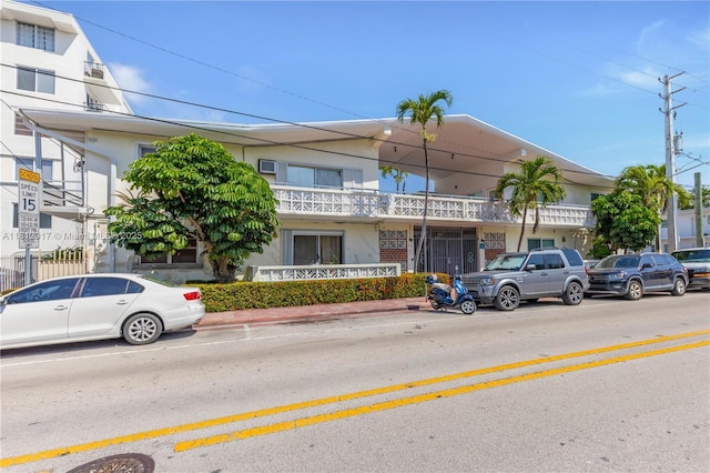8040 Tatum Waterway Dr Unit 12, Miami Beach, FL 33141 - view of front of house with stucco siding