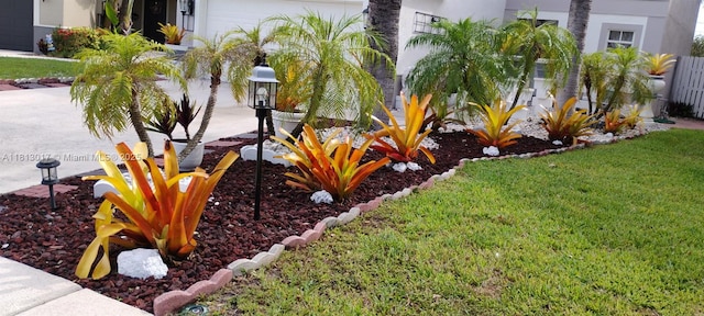 110 E Riverbend Dr, Sunrise, FL 33326 - view of grassy yard