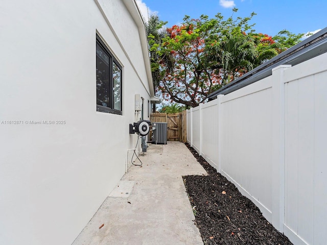 8041 SW 197th Ter, Cutler Bay, FL 33189 - photo 34