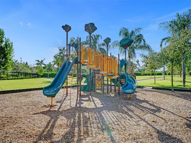 4810 Eucalyptus Dr Unit 1, Hollywood, FL 33021 - photo 40