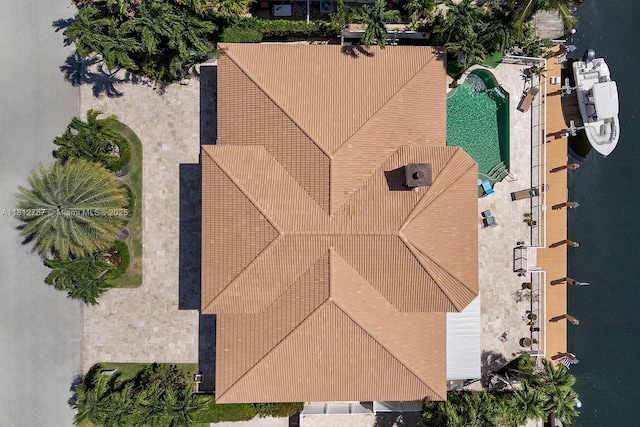 4241 NE 23rd Ter, Lighthouse Point, FL 33064 - view from above of property with a pool