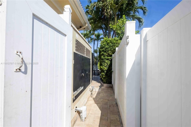 4241 NE 23rd Ter, Lighthouse Point, FL 33064 - view of home's exterior