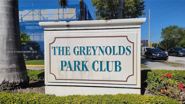 17890 W Dixie Hwy Unit 302, Miami, FL 33160 - view of community / neighborhood sign