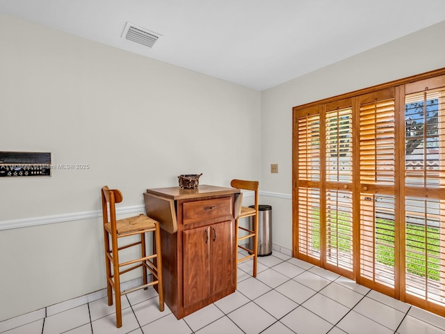 6566 NW 197th Ln, Hialeah, FL 33015 - dining room featuring light tile patterned floors