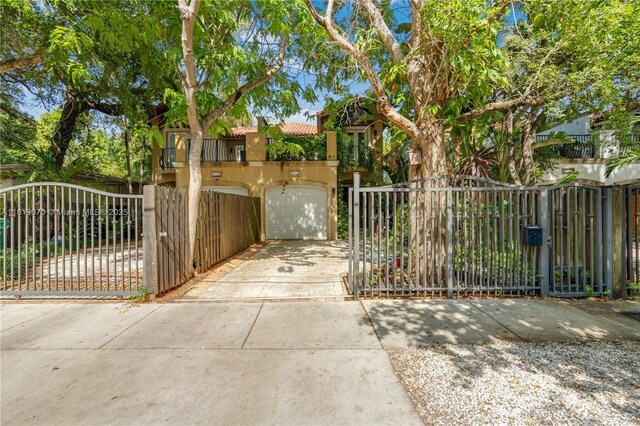 3154 Gifford Ln Unit 3154, Miami, FL 33133 - photo 1