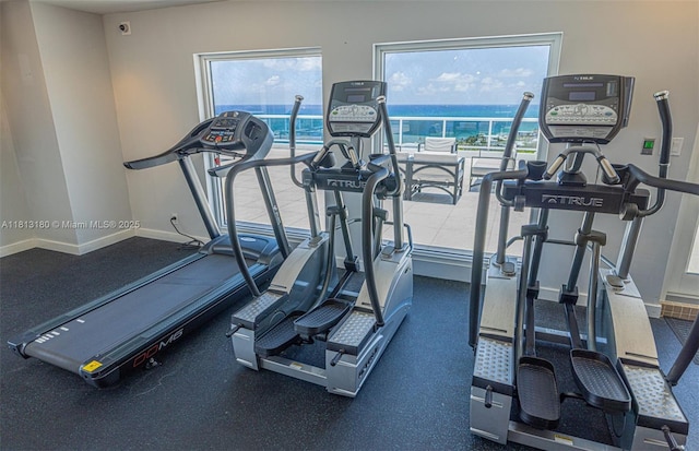 2841 N Ocean Blvd Unit 1801, Fort Lauderdale, FL 33308 - gym with baseboards