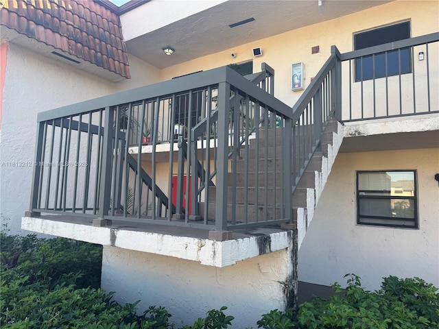 20810 NE 8th Ct Unit 201-18, Miami, FL 33179 - view of staircase