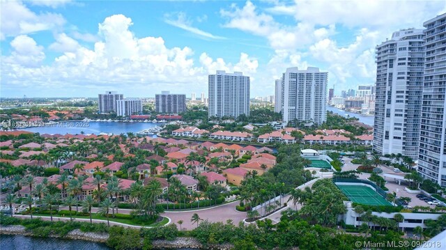 20505 E Country Club Dr Unit 2039, Aventura, FL 33180 - photo 2
