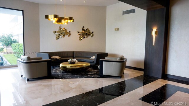 20505 E Country Club Dr Unit 2039, Aventura, FL 33180 - photo 7