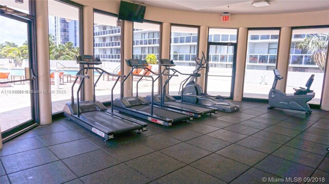 20505 E Country Club Dr Unit 2039, Aventura, FL 33180 - photo 15