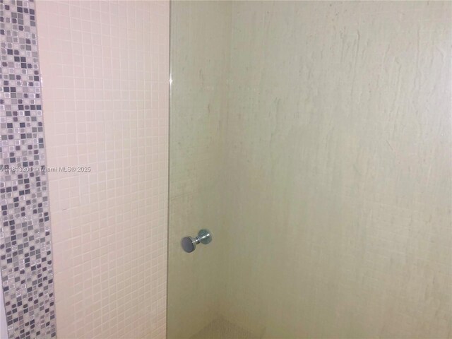 20505 E Country Club Dr Unit 2039, Aventura, FL 33180 - photo 45
