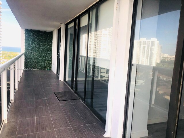 20505 E Country Club Dr Unit 2039, Aventura, FL 33180 - photo 50