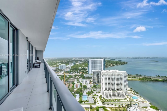 501 NE 31st St Unit Ph4302, Miami, FL 33137 - balcony featuring a view of city and a water view