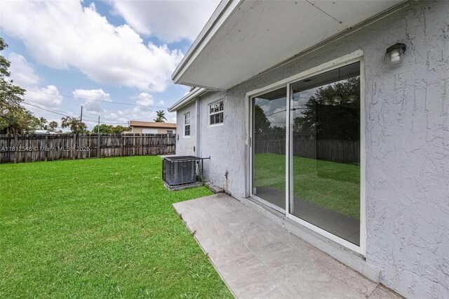 610 Snowden Dr, Lake Worth, FL 33461 - view of yard with cooling unit