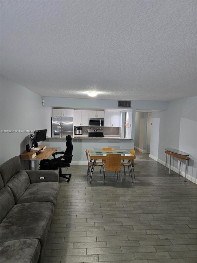 1609 Fairway Rd, Pembroke Pines, FL 33026 - photo 14
