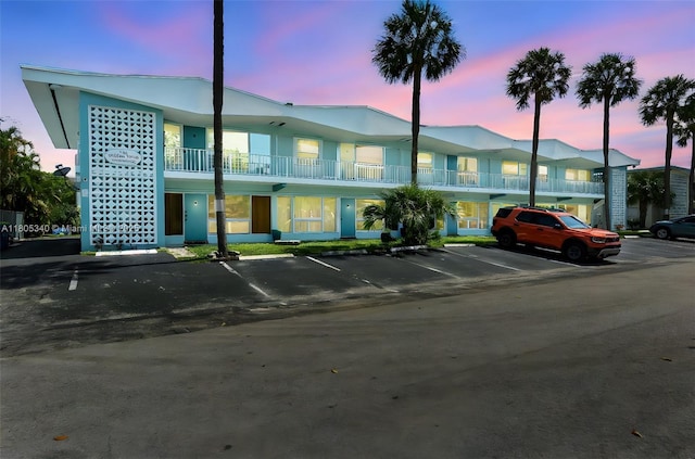 733 NW 30th Ct Unit 2, Wilton Manors, FL 33311 - property at dusk with uncovered parking