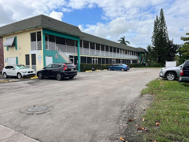 2905 Pierce St Unit 7, Hollywood, FL 33020 - view of uncovered parking lot