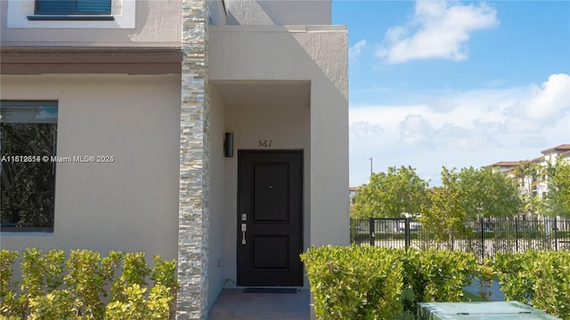 561 NE 208th Ter, Miami, FL 33179 - photo 2