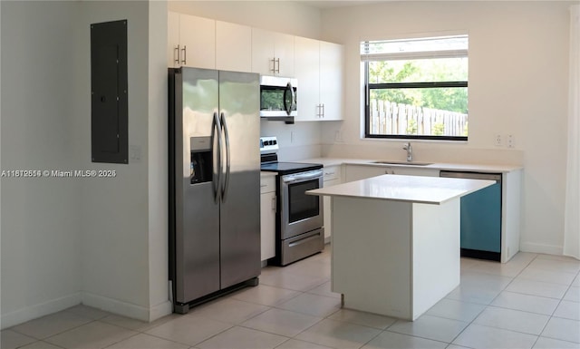 561 NE 208th Ter, Miami, FL 33179 - photo 3